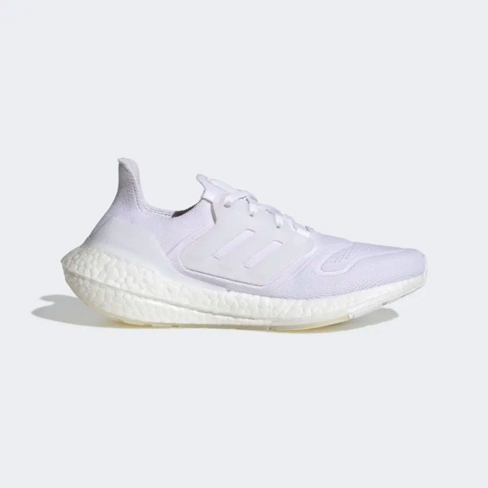 [NEW] Women's Adidas‎ UltraBoost 22 Shoes GX5590